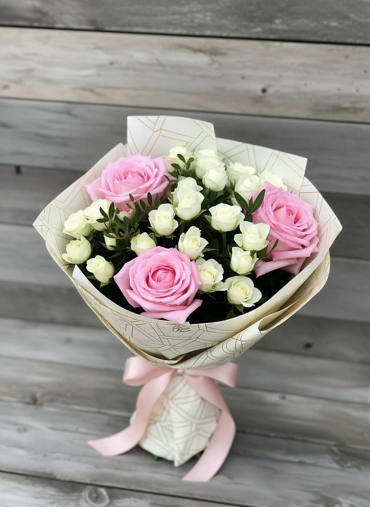 Букет цветов из: Розы в Бижбуляк