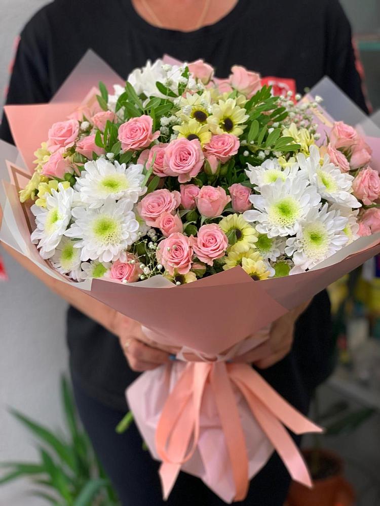 Букет цветов из: Розы и Хризантемы в Бижбуляк