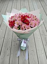 Букет цветов из:  Альстромерии #REPLACE_PRED# Бижбуляк