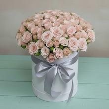 Цветочная композиция из Розы в шляпной коробке в Бижбуляк