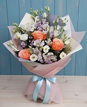 Букет цветов из:  Лизиантусы, Розы, Альстромерии и Гипсофила в Бижбуляк