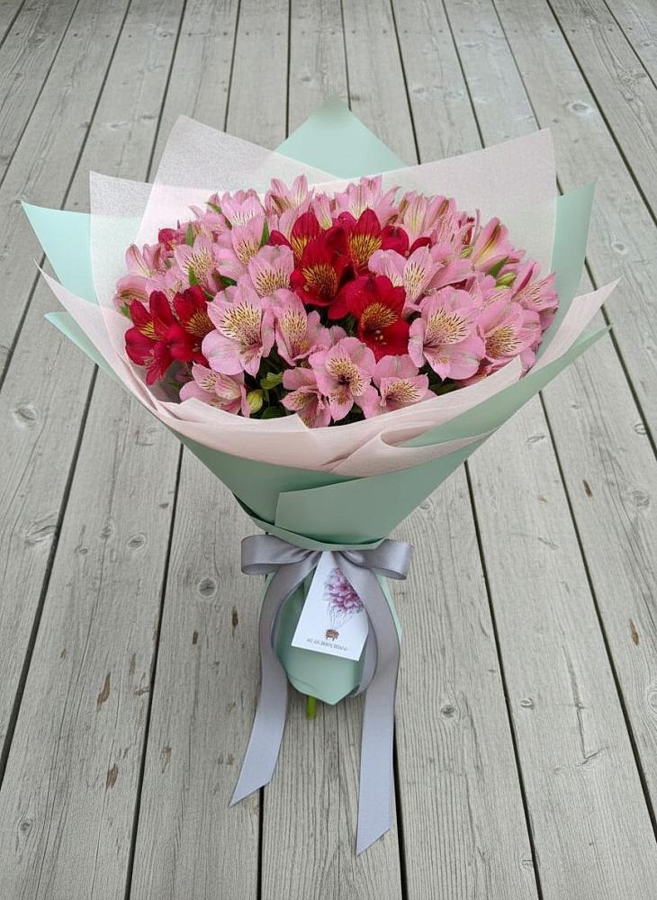 Букет цветов из: Альстромерии в Бижбуляк