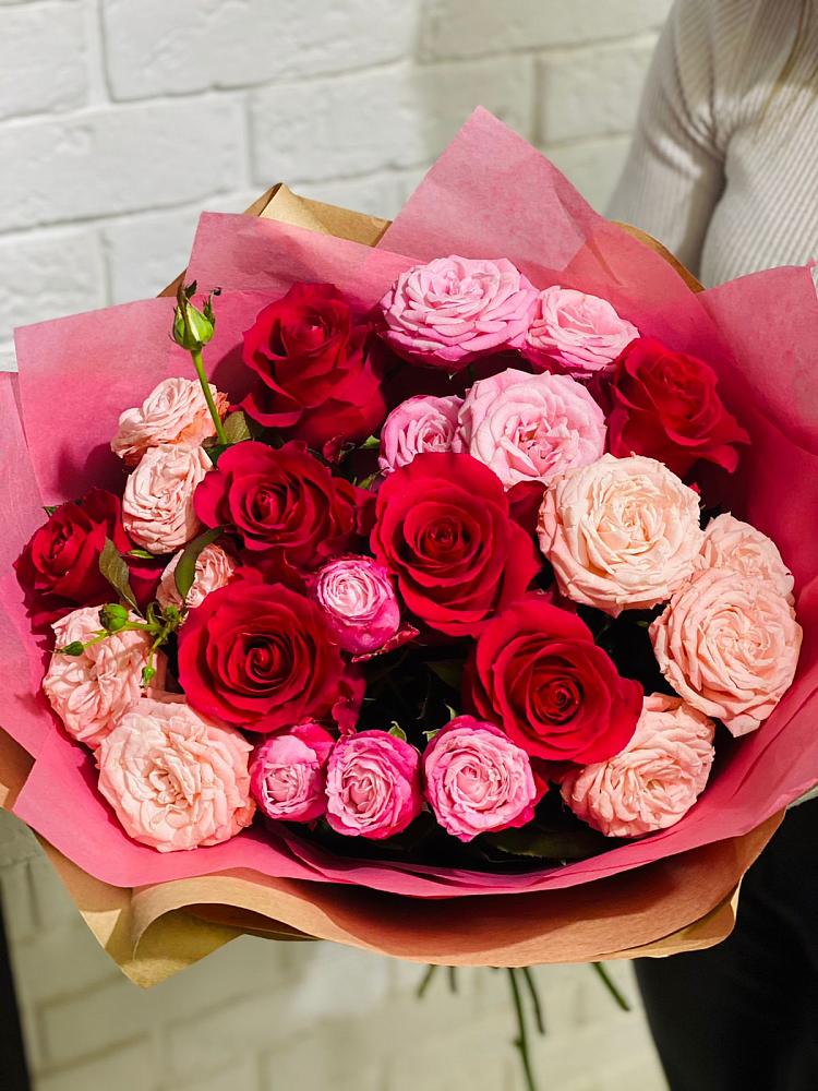 Букет цветов из: Розы в Бижбуляк