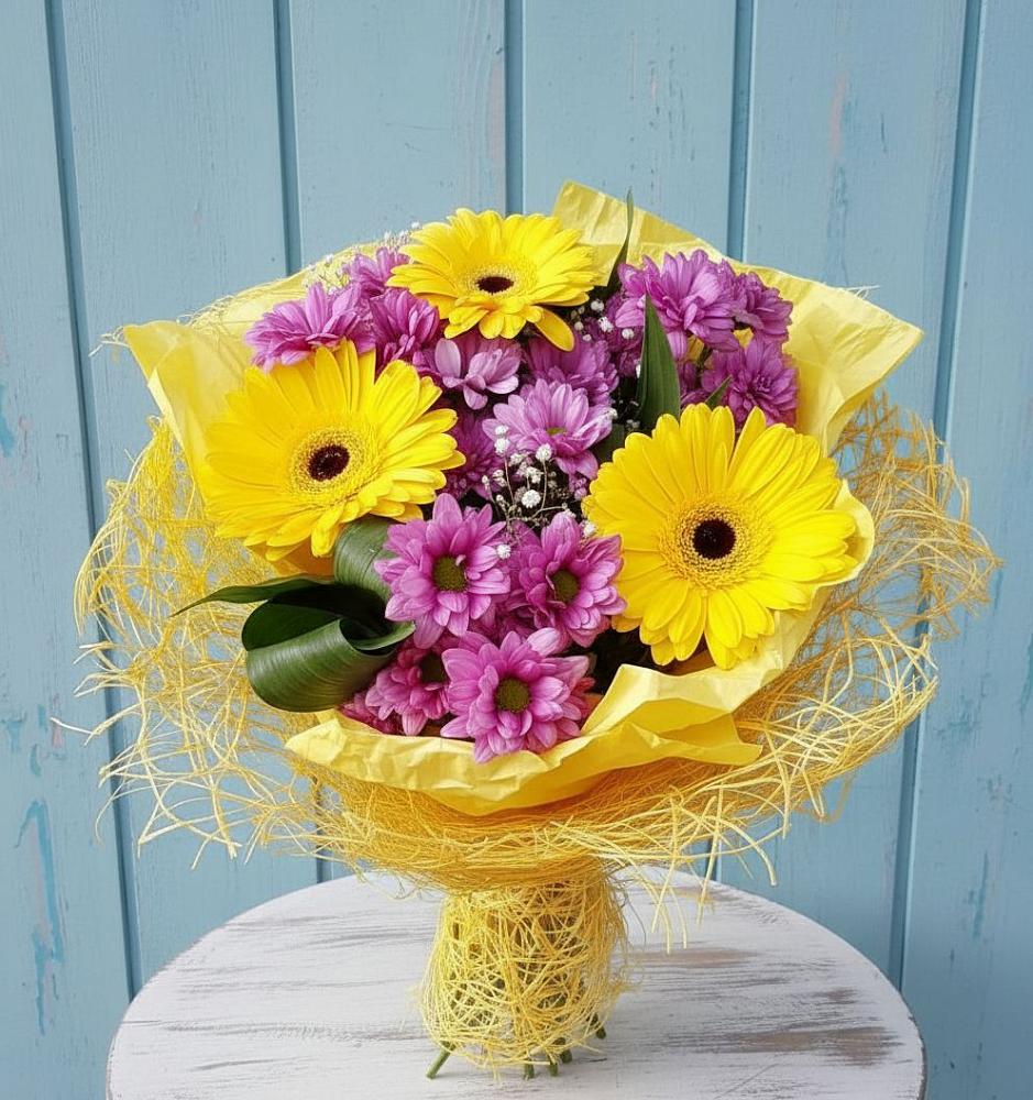 Букет цветов из: Хризантемы и Герберы в Бижбуляк