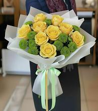 Букет цветов из:  Хризантемы и Розы в Бижбуляк