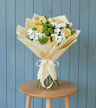 Букет цветов из:  Хризантемы и Розы в Бижбуляк