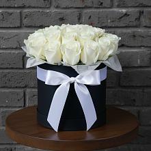 Цветочная композиция из Розы в шляпной коробке в Бижбуляк